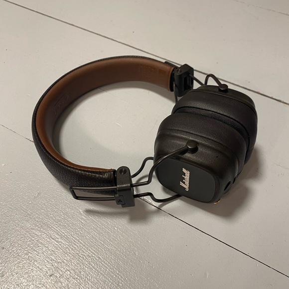 Marshall Major IV Bluetooth headphones - Picture 1 of 5